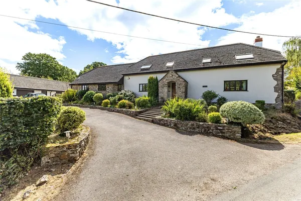 Blackmoor, West Buckland, TA21 photo 1