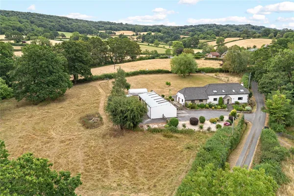 Blackmoor, West Buckland, TA21 photo 16