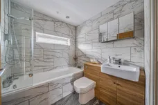 Abbey Close, Newbury, RG14 photo 13