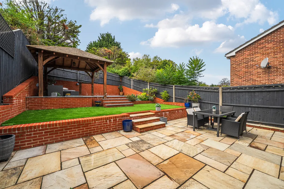 Abbey Close, Newbury, RG14 photo 16