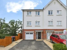 Turvin Crescent, Gilston, Harlow photo