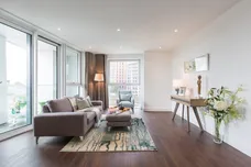 39, Nine Elms Point, Haydn Tower photo 3