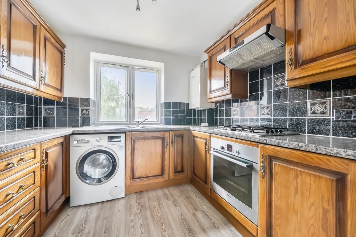 Friern Barnet Lane London N20 photo 3