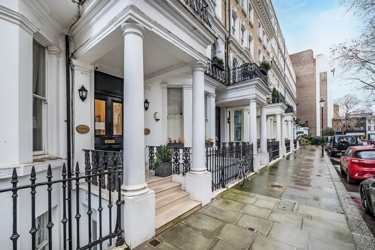 Beaufort Gardens Knightsbridge SW3 photo 15
