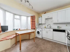 Dalton Way, Ely thumb 3