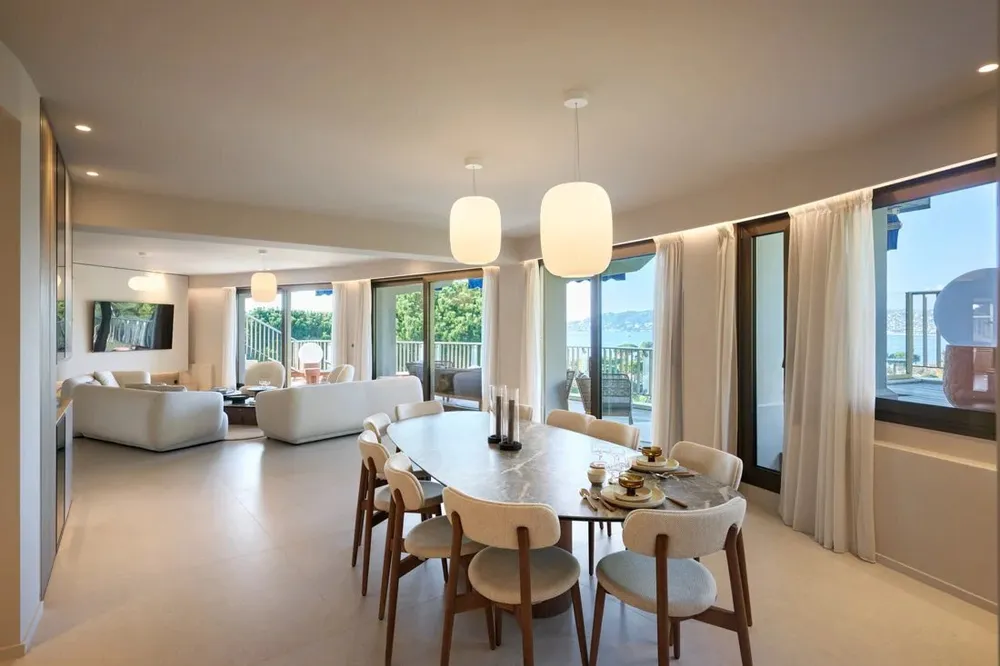 Antibes (Cap d'Antibes), 06160, France