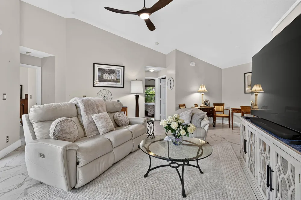 2865 N Clearbrook Circle, Delray Beach, FL 33445