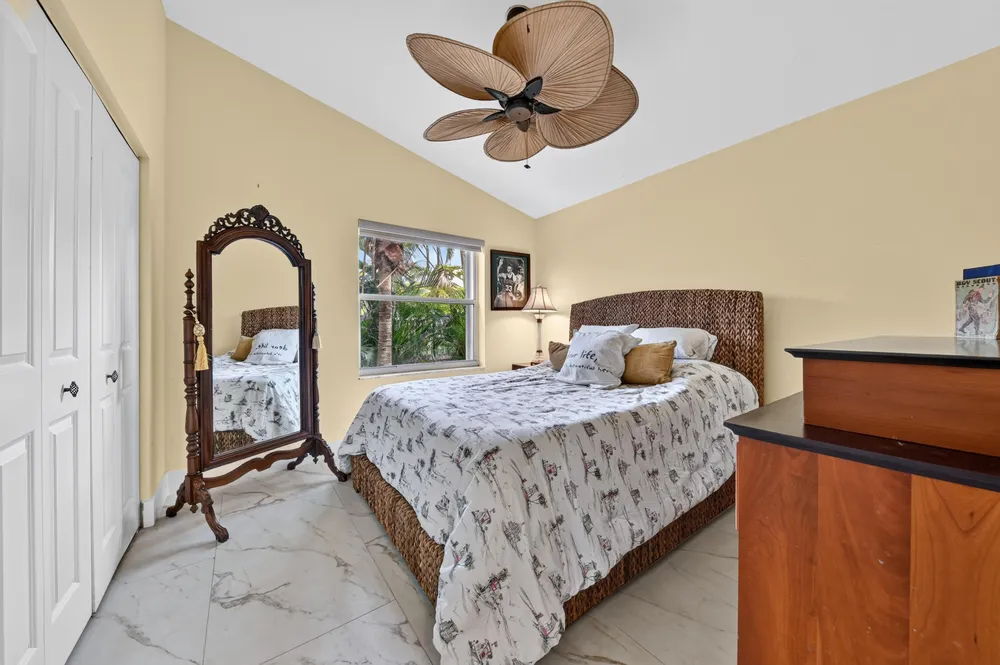 2865 N Clearbrook Circle, Delray Beach, FL 33445