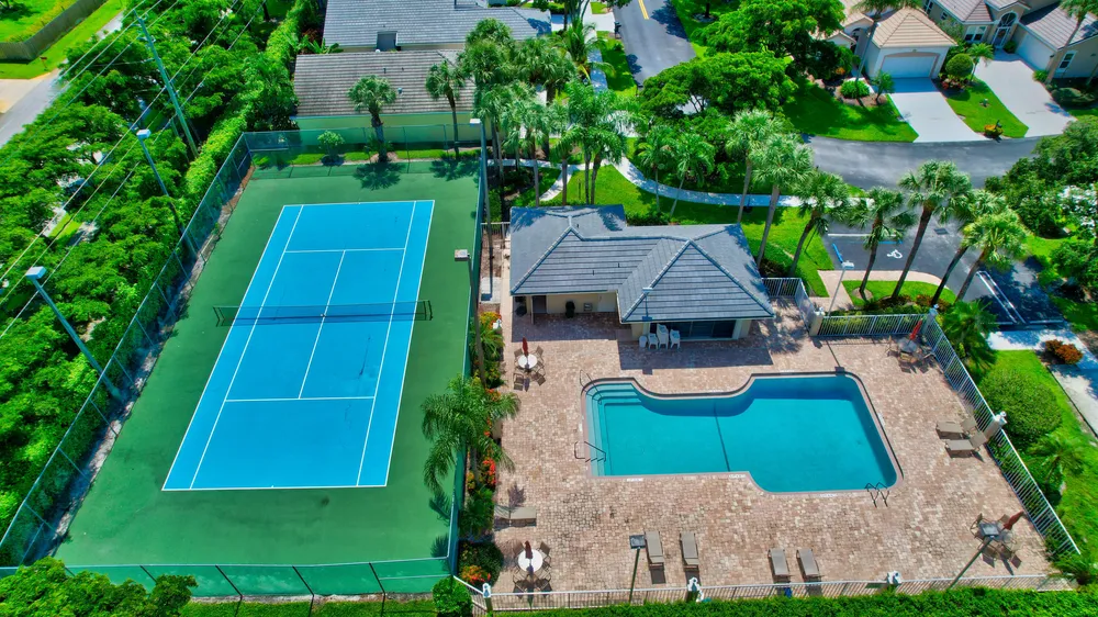 2865 N Clearbrook Circle, Delray Beach, FL 33445