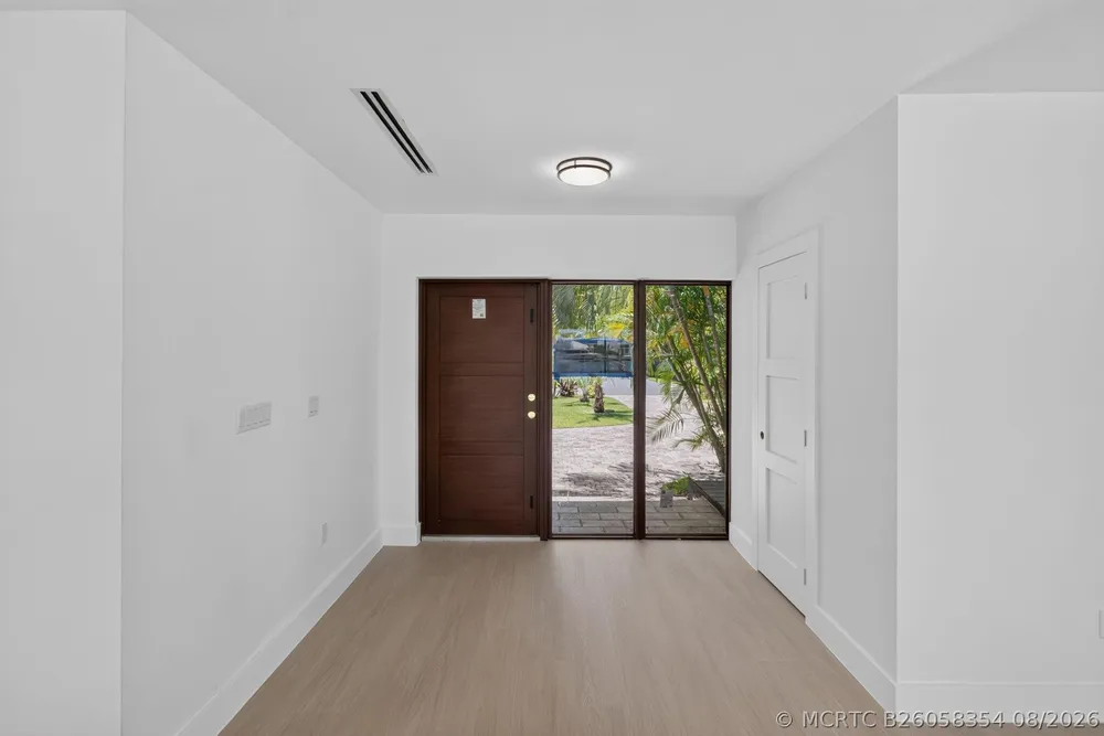 631 N Mashta Dr, Key Biscayne, FL 33149