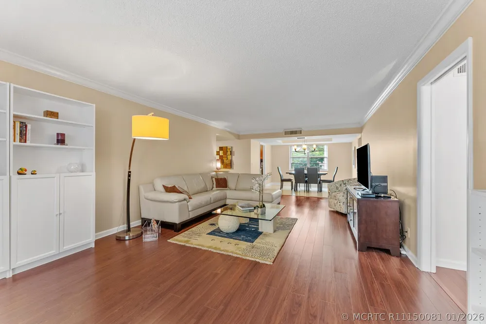 6300 NW 2nd Ave, Boca Raton, FL 33487