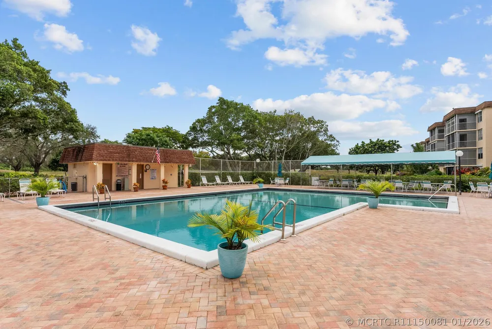 6300 NW 2nd Ave, Boca Raton, FL 33487
