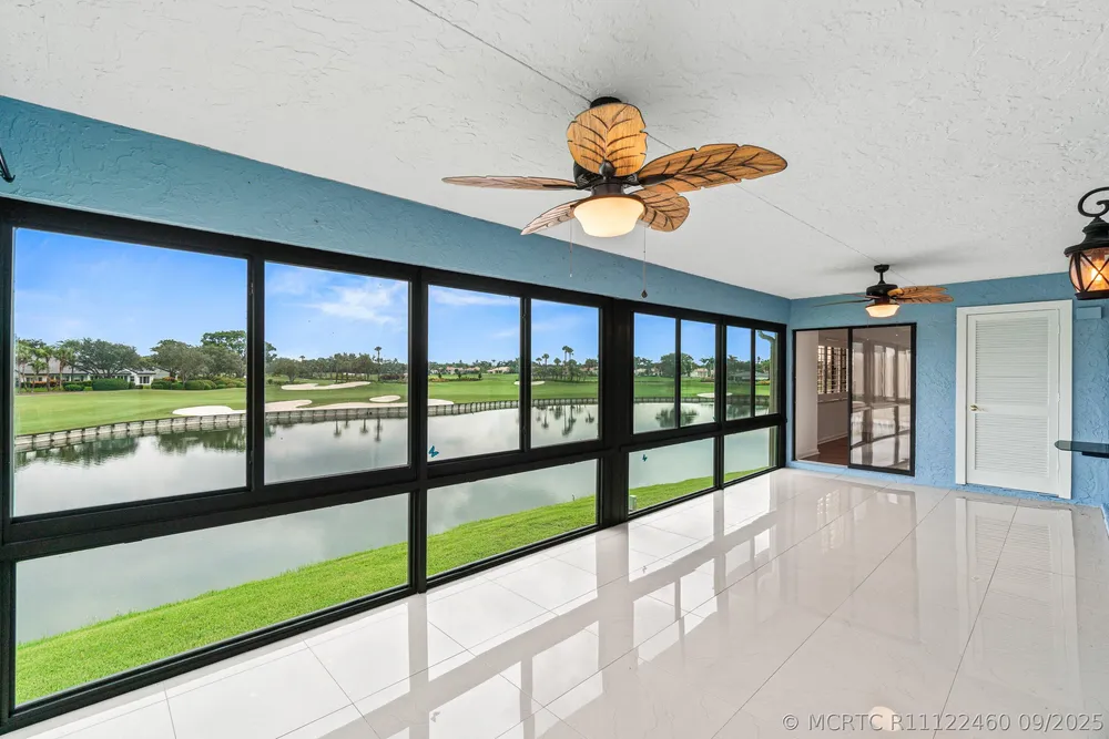 23 Eastgate Dr, Boynton Beach, FL 33436