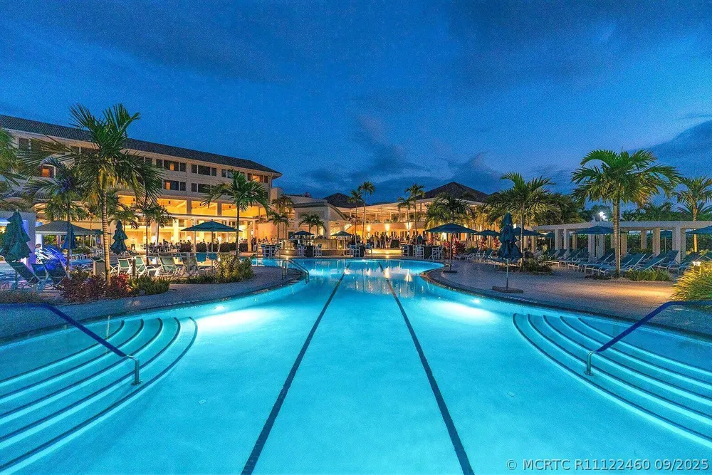 23 Eastgate Dr, Boynton Beach, FL 33436