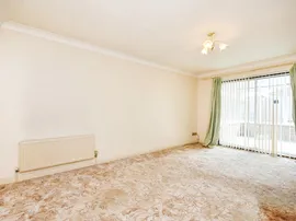 Hawthorn Close, Halstead thumb 3