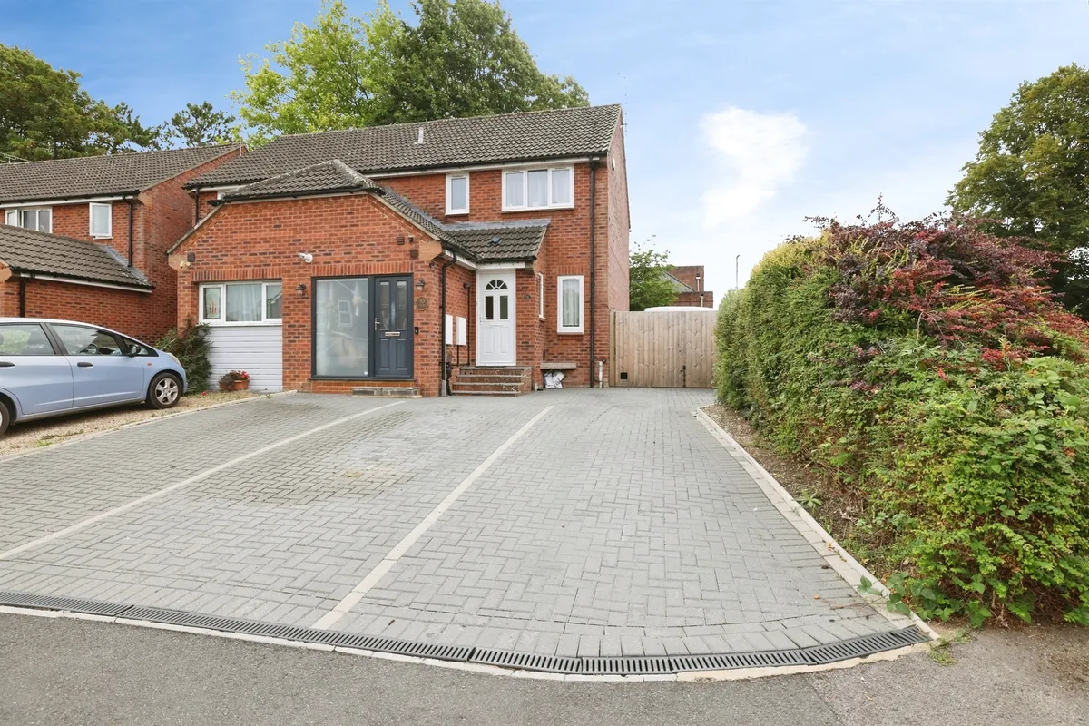 Partridge Way, Old Sarum, Salisbury
