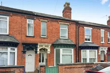 West Parade, LINCOLN