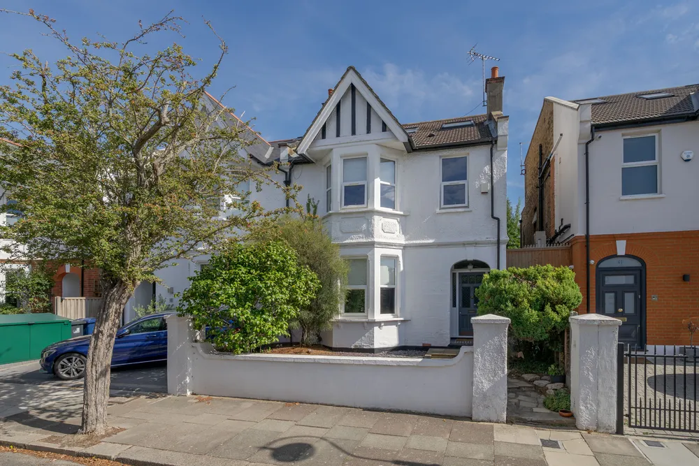 Waldemar Avenue, Ealing, W13