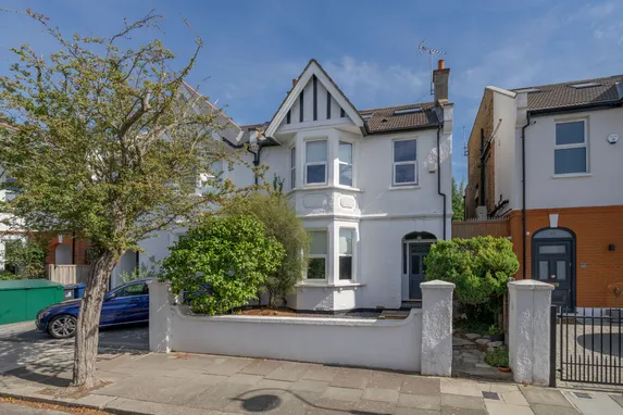 Waldemar Avenue, Ealing, W13