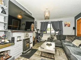 Hatherell Road, Chippenham thumb 2