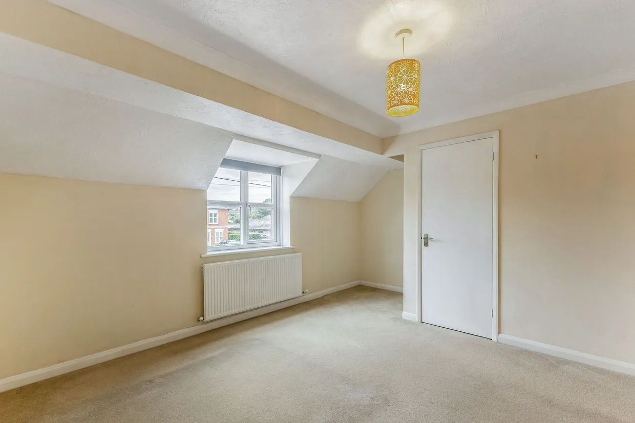 Carpenters Close, Holybourne, GU34 photo 6