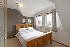 John Eggars Square, Alton, GU34 photo 9