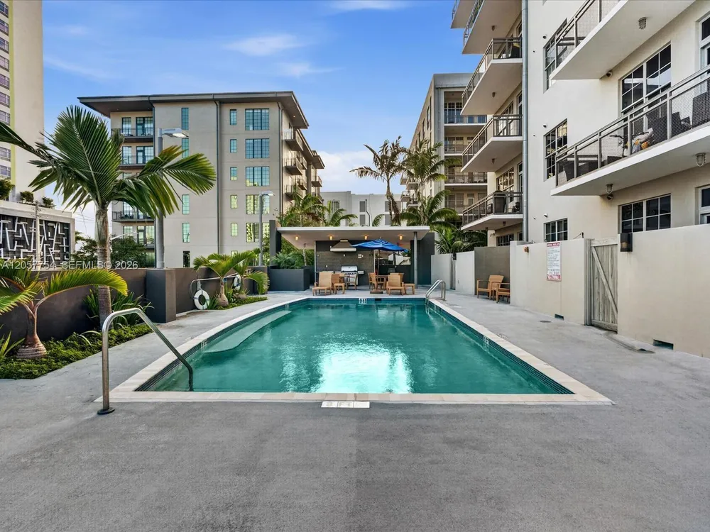 410 NW 1st Ave, Fort Lauderdale, FL 33301