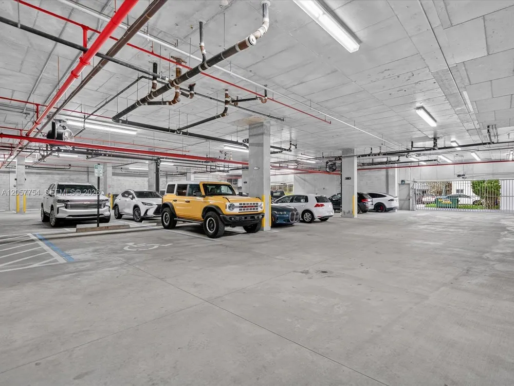 410 NW 1st Ave, Fort Lauderdale, FL 33301