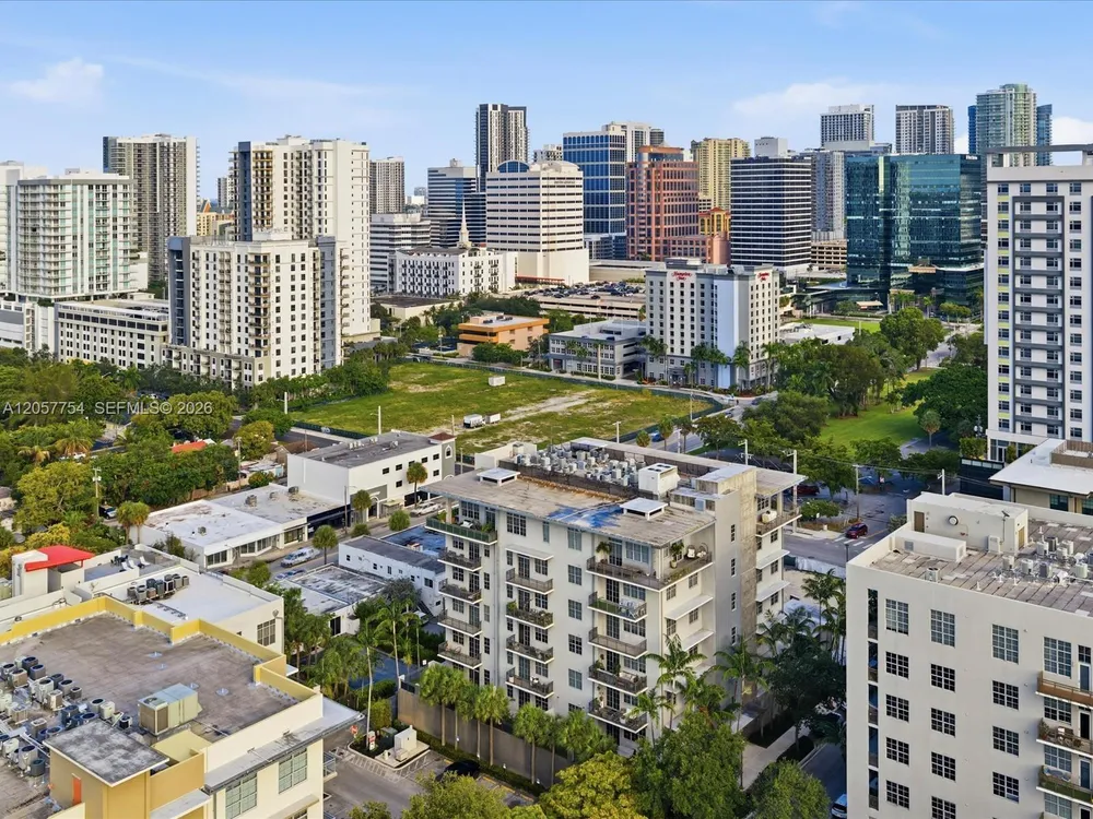 410 NW 1st Ave, Fort Lauderdale, FL 33301