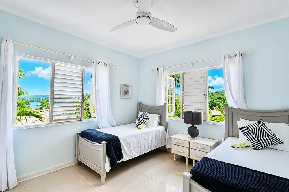 MAIN STREET, OCHO RIOS St. Ann