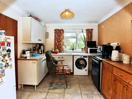 Grindle Close, Fareham thumb 3