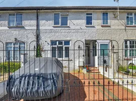 Millfield Road, Edgware photo