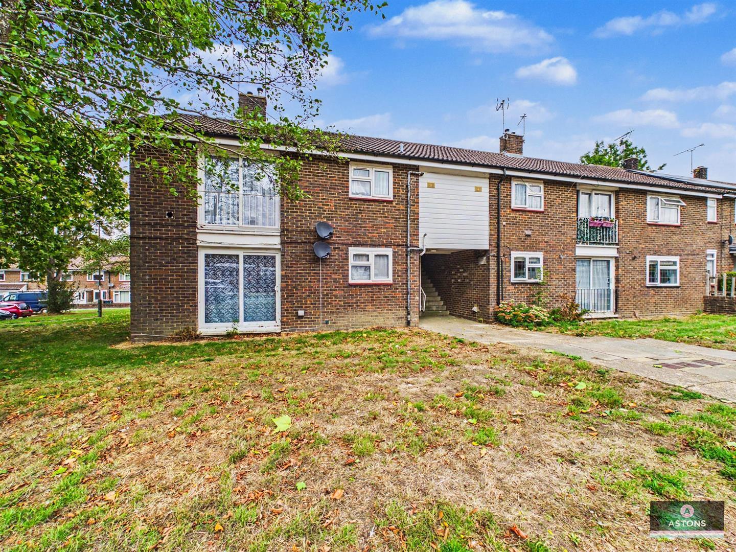 Rother Crescent, Gossops Green Image 1