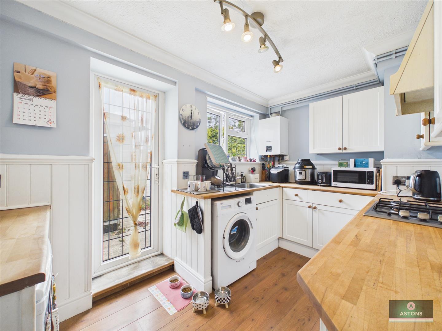 Rother Crescent, Gossops Green Image 3