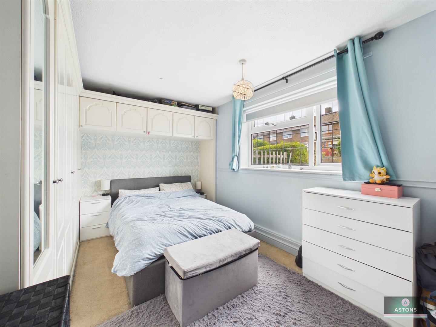 Rother Crescent, Gossops Green Image 7
