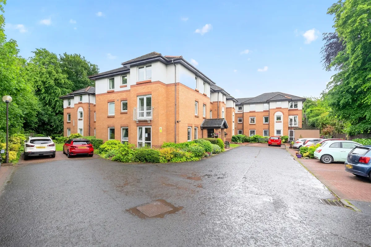 Strawhill Road, Clarkston, Glasgow