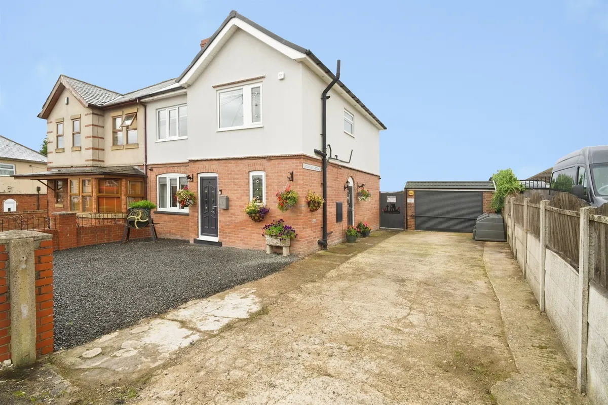 Manor View, Shafton, Barnsley