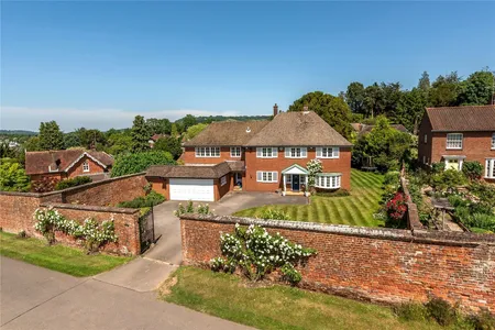 Cotmandene, Dorking, RH4