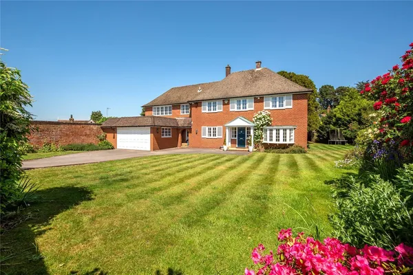 Cotmandene, Dorking, RH4 photo 5