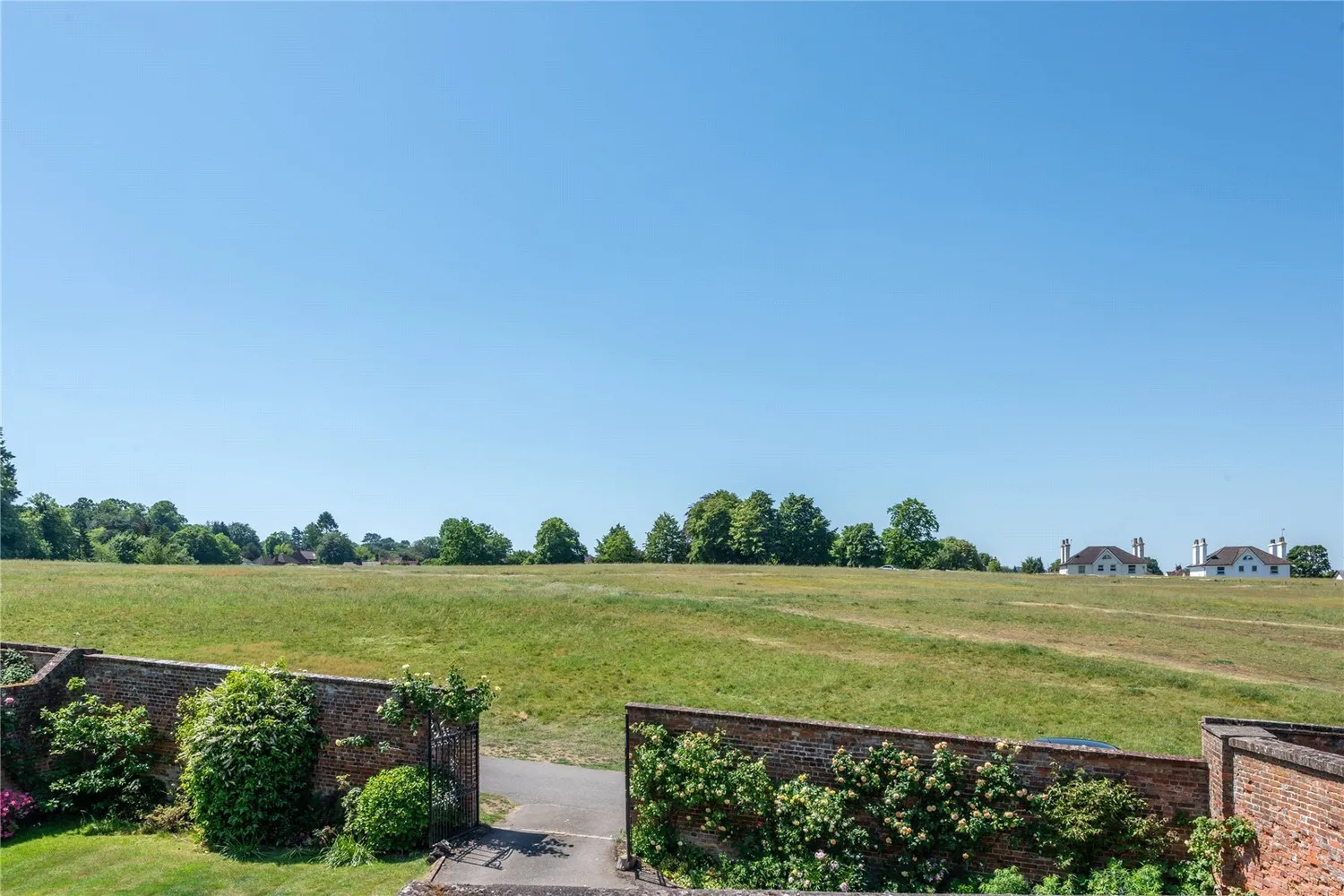 Cotmandene, Dorking, RH4 photo 11