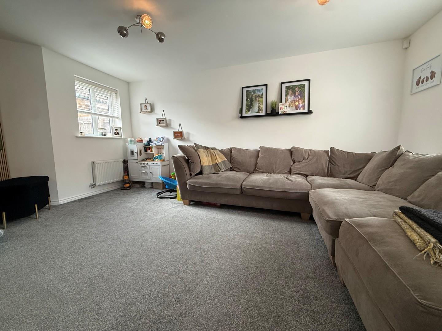 Damselfly Road, Northampton Image 5