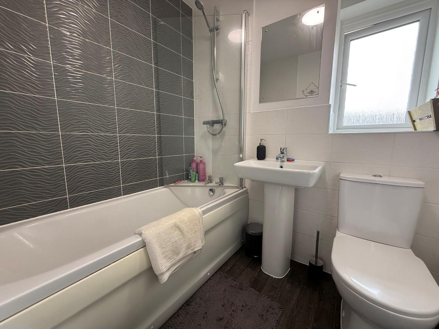 Damselfly Road, Northampton Image 13