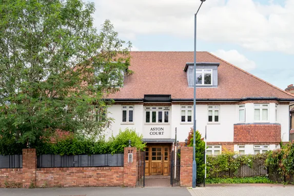 Aylestone Avenue, London, NW6
