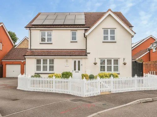 Pear Tree Way, Wellingtonphoto