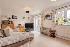 Pear Tree Way, Wellington