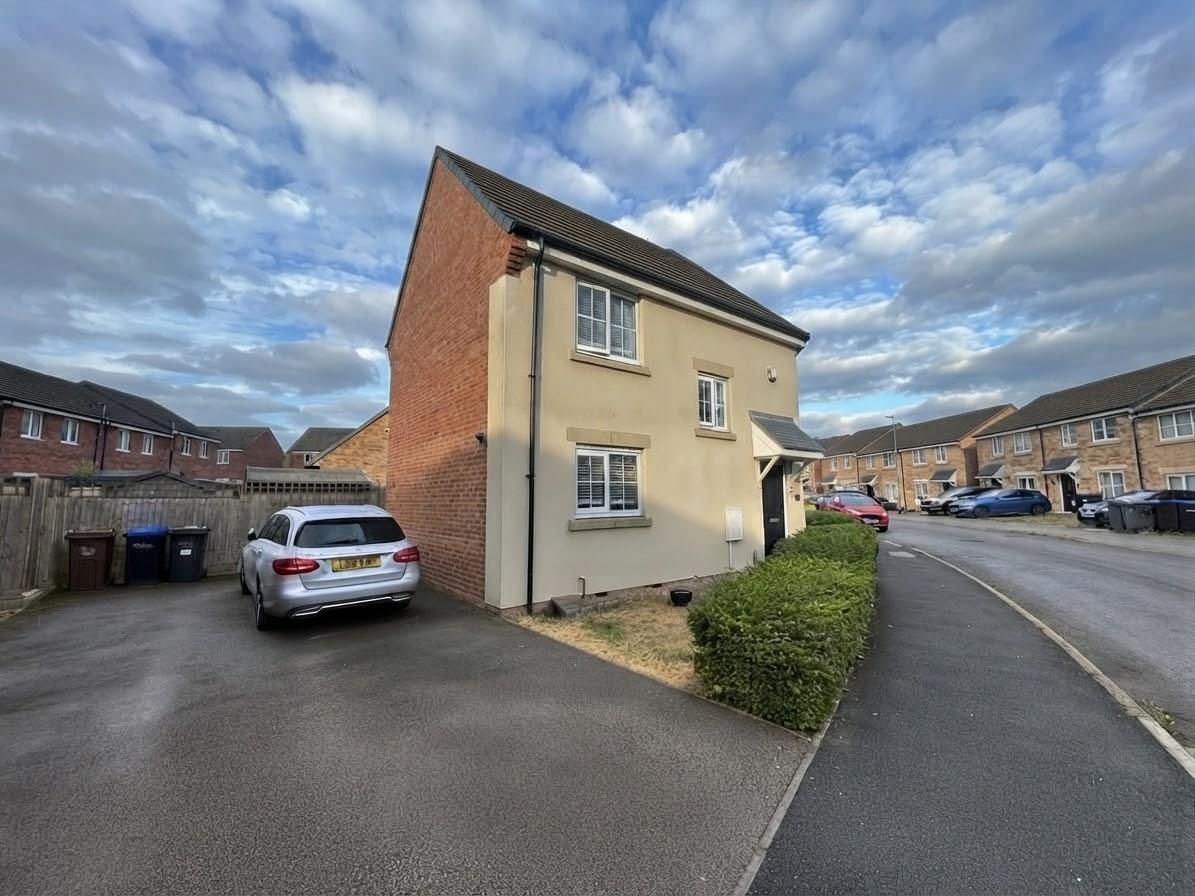 Damselfly Road, Northampton Image 15