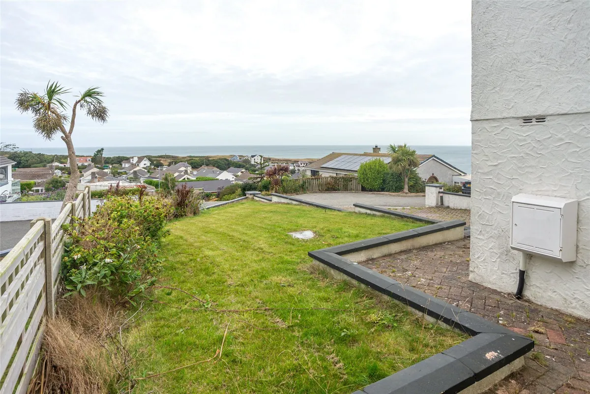 Glan Y Don Parc, Bull Bay, Amlwch, Sir Ynys Mon, LL68