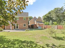 Eva Close, Shipdham, Thetford thumb 2