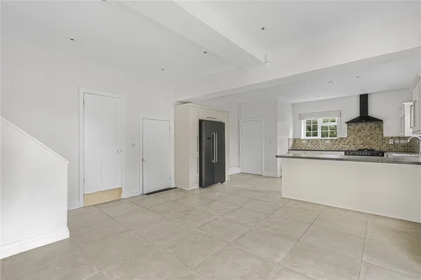 Moulsoe, Buckinghamshire, MK16 photo 5