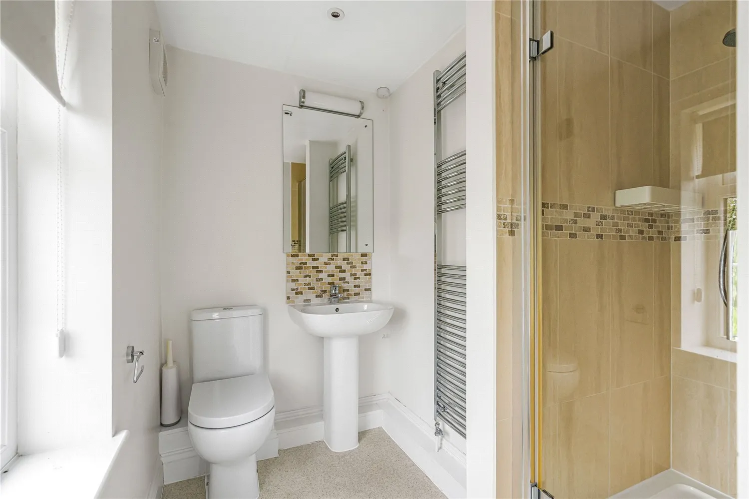 Moulsoe, Buckinghamshire, MK16 photo 13